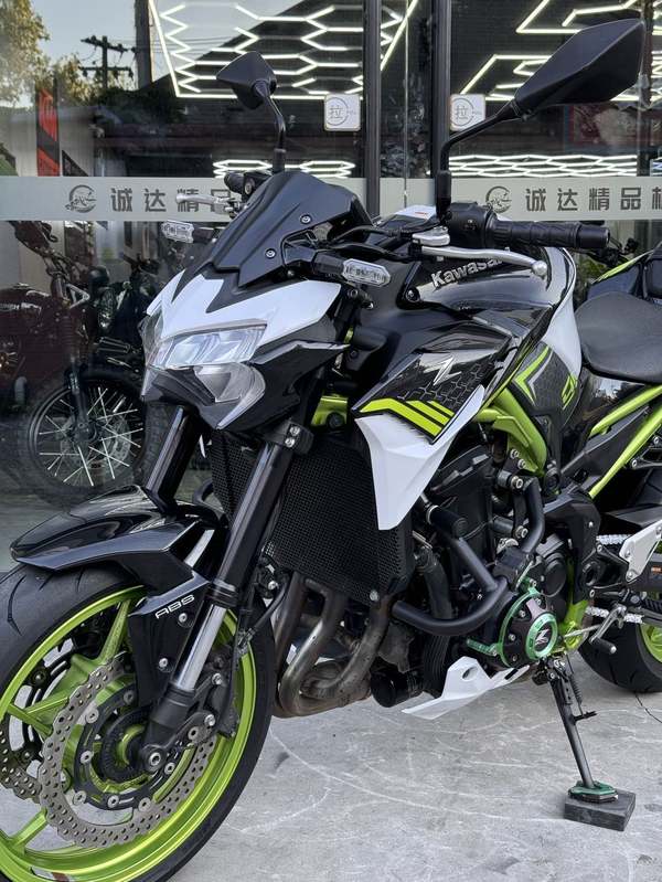 二手川崎Z900