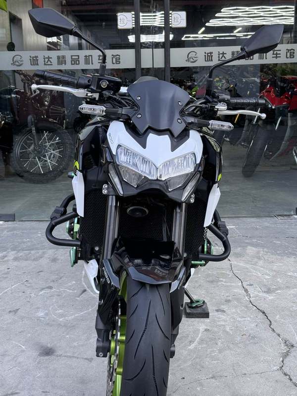 二手川崎Z900