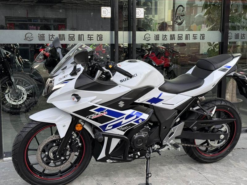 二手豪爵铃木GSX250R