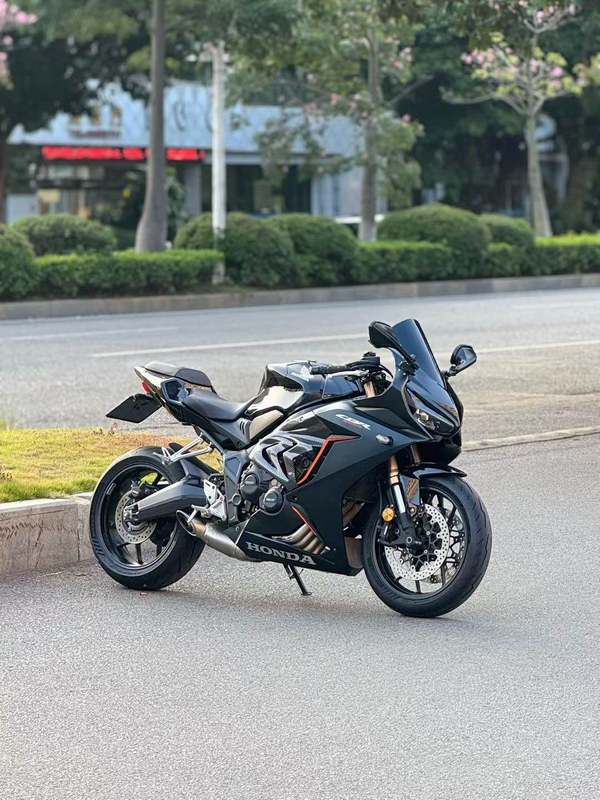 二手本田CBR650R