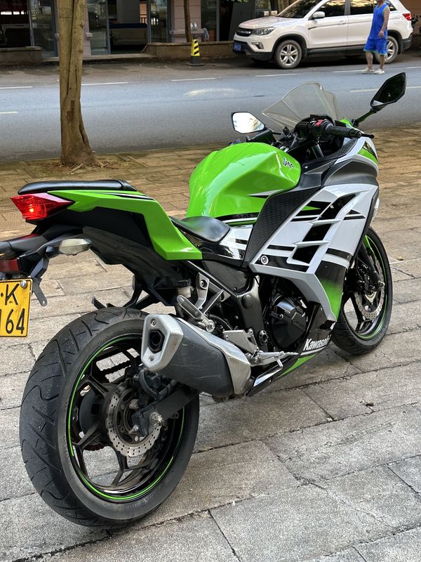 二手川崎Ninja 125