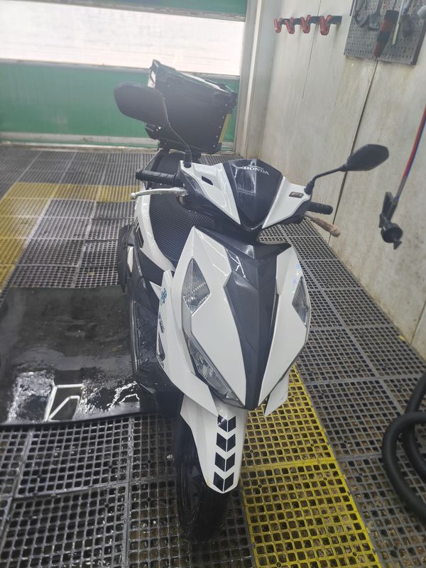 二手五羊本田NX125