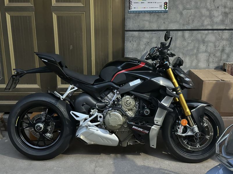 二手杜卡迪Street Fighter V4