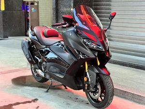 二手雅马哈TMAX