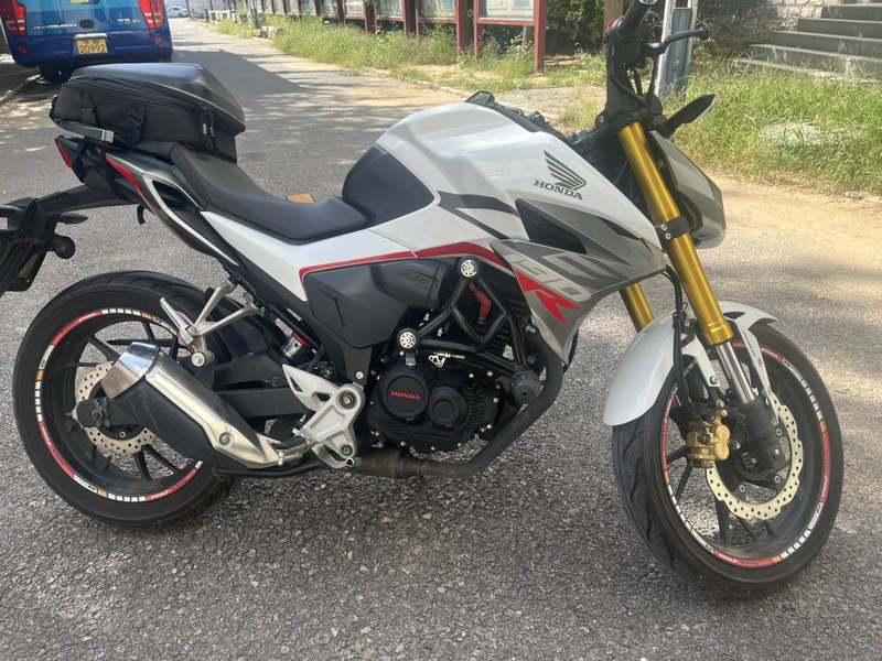 二手五羊本田CB190R 暴锋眼