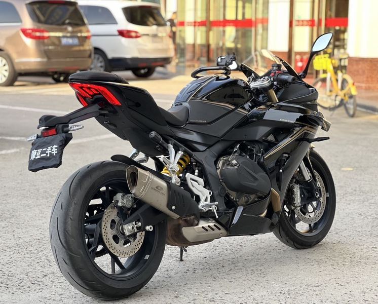 二手QJMOTOR赛800
