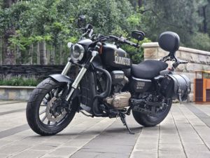 二手QJMOTOR闪300