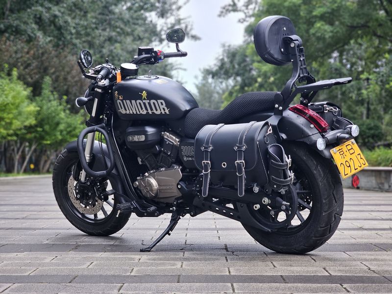 二手QJMOTOR闪300