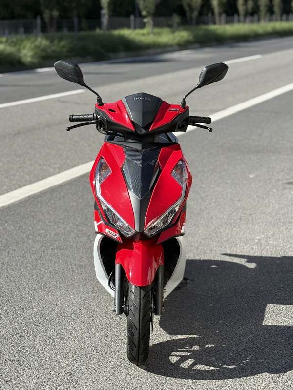 二手五羊本田NX125