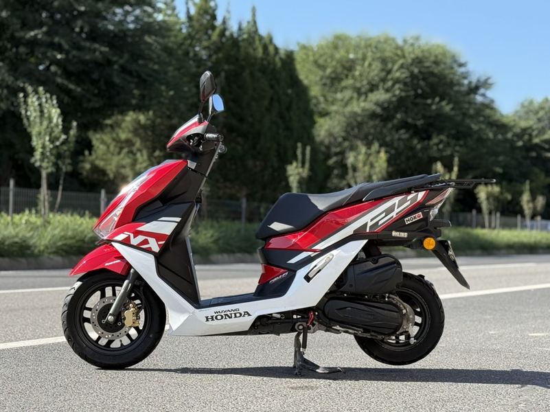 二手五羊本田NX125