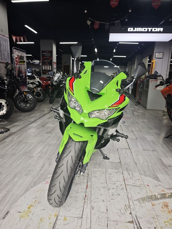 二手川崎ZX-4R
