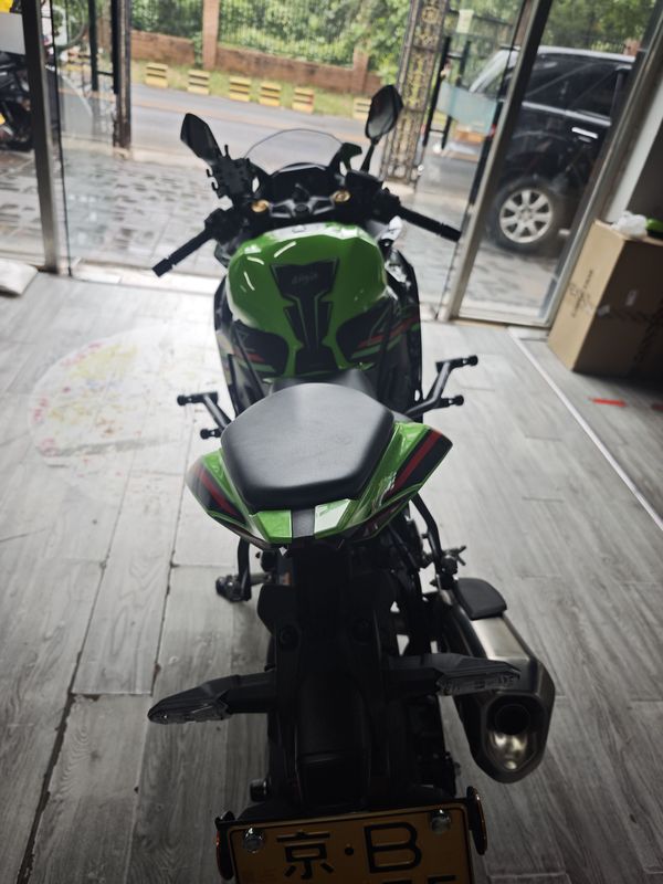 二手川崎ZX-4R