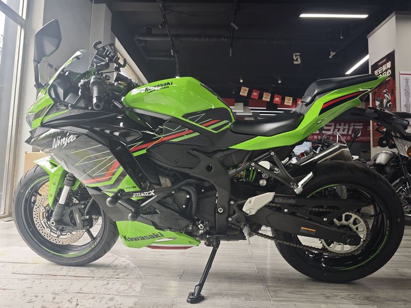 二手川崎ZX-4R