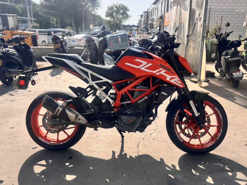 二手KTMR2R390 Duke