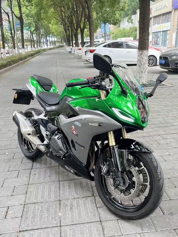 二手贝纳利龙卷风 Tornado 402R