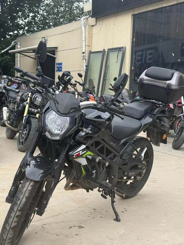 二手贝纳利红宝龙 TNT150i