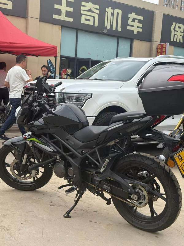 二手贝纳利红宝龙 TNT150i