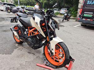 二手KTMR2R390 Duke