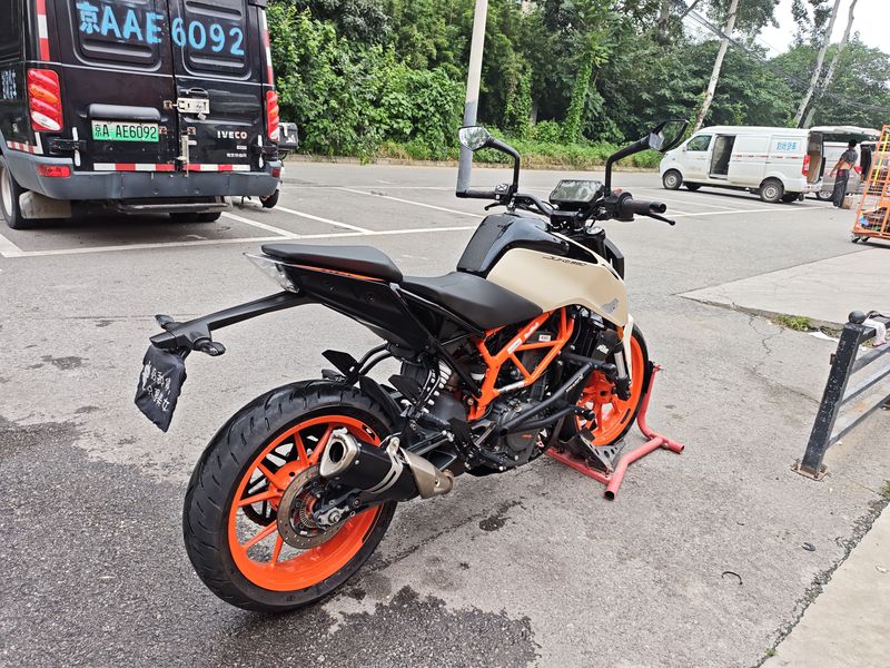 二手KTMR2R390 Duke