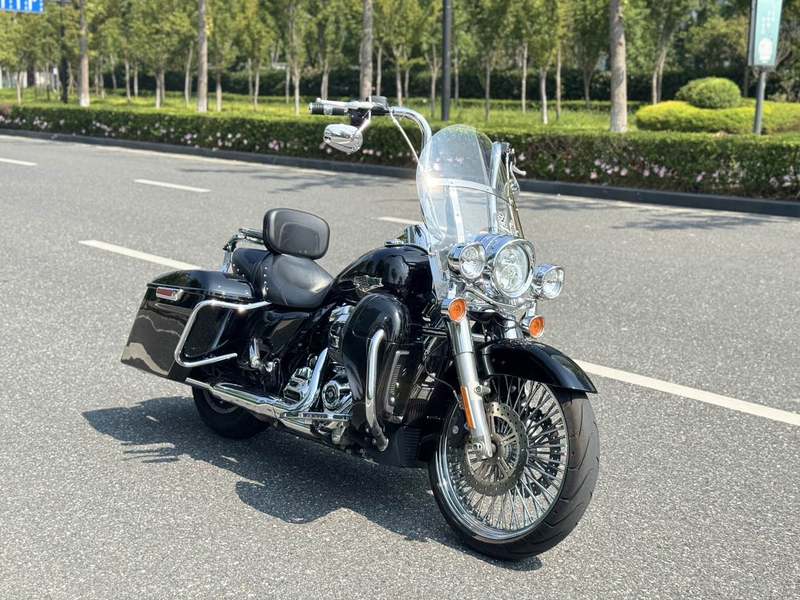 二手哈雷戴维森路王定制版 Road King Special