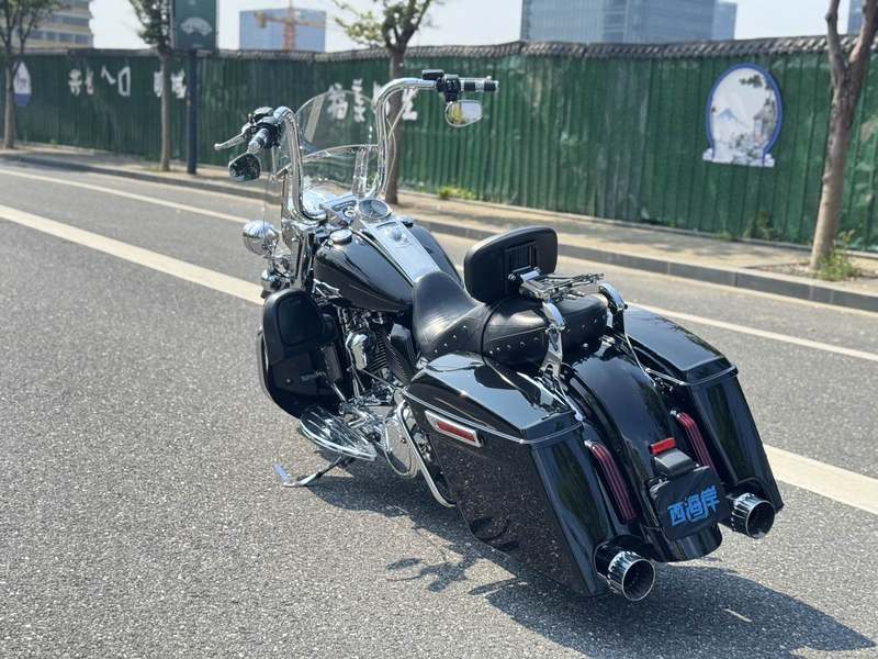 二手哈雷戴维森路王定制版 Road King Special