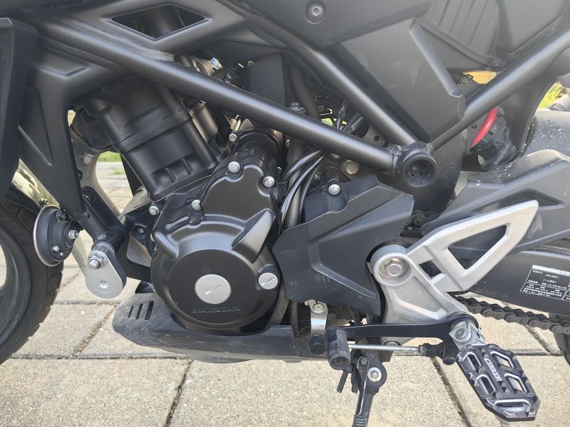 二手本田CB300R