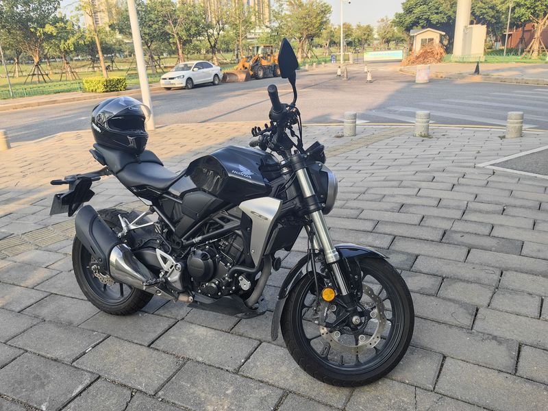 二手本田CB300R