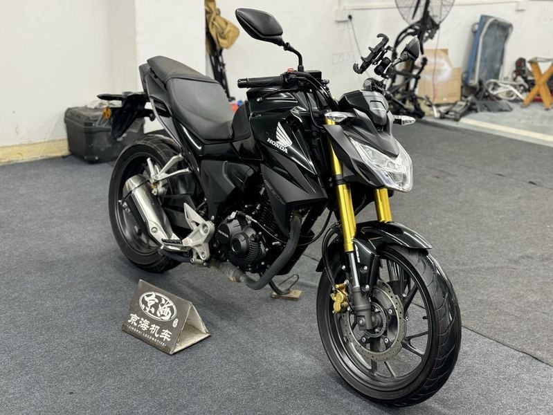 二手五羊本田CB190R 暴锋眼