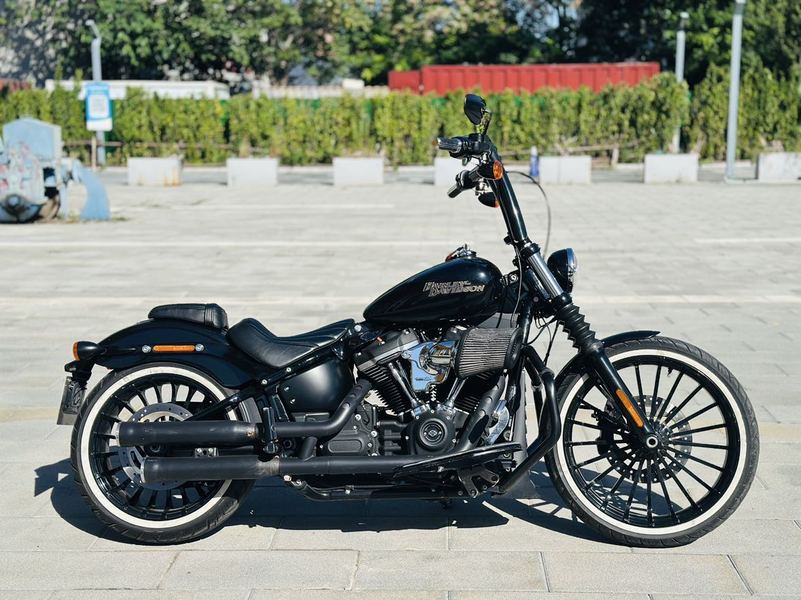 二手哈雷戴维森街霸 Street Bob