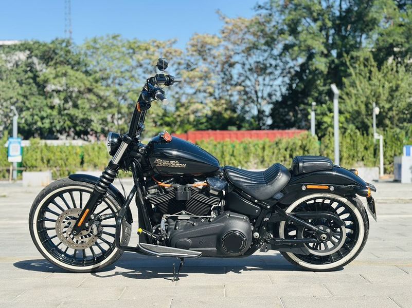 二手哈雷戴维森街霸 Street Bob