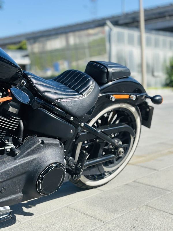二手哈雷戴维森街霸 Street Bob