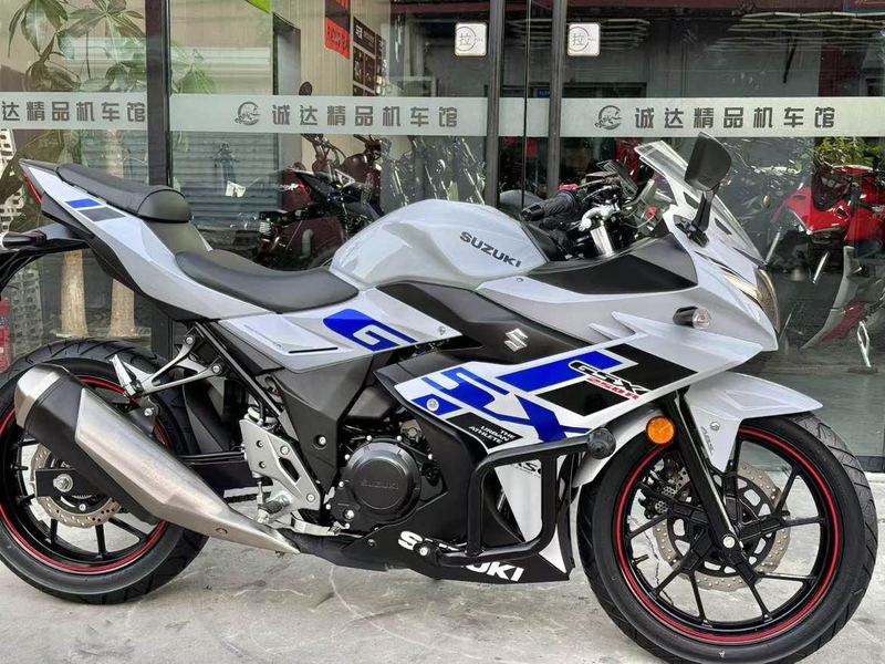 二手豪爵铃木GSX250R