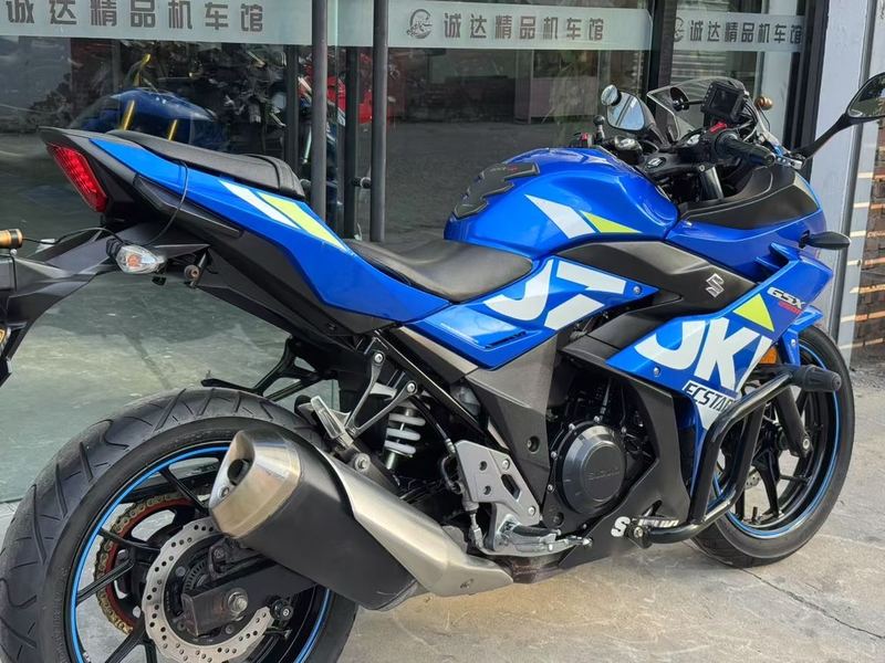 二手豪爵铃木GSX250R