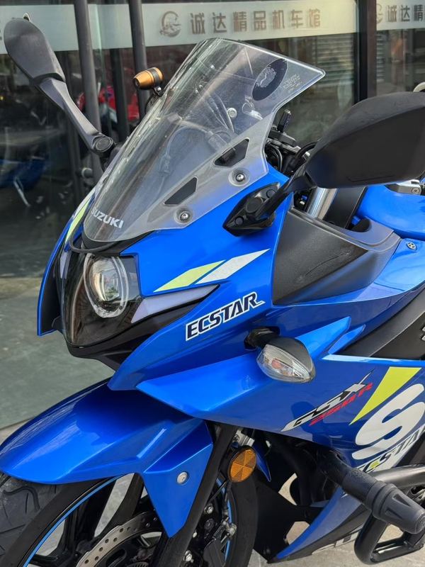 二手豪爵铃木GSX250R