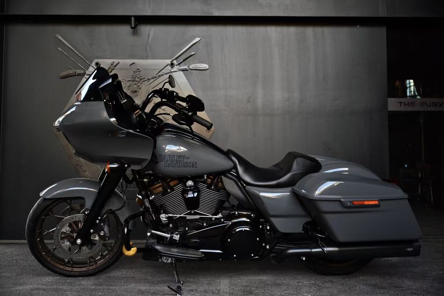 二手哈雷戴维森公路滑翔 Road Glide