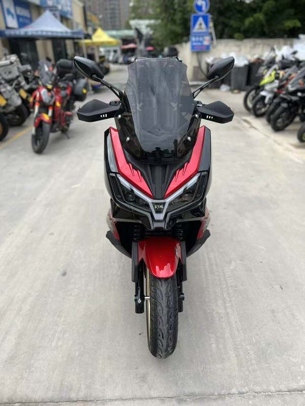 二手三阳哈士奇 Husky ADV300
