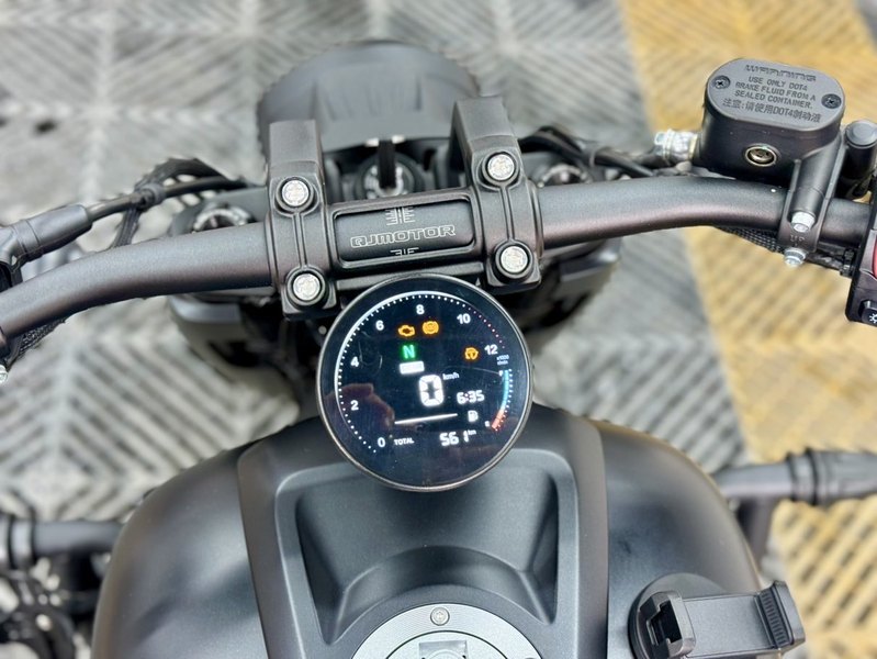 二手QJMOTOR闪400