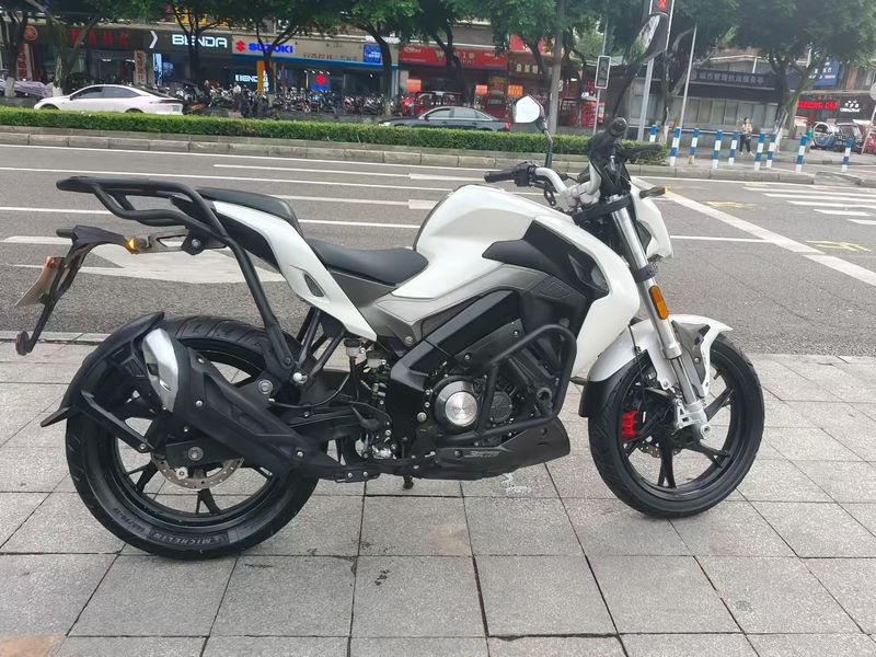 二手贝纳利小迅龙 BN150S