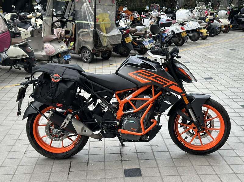 二手KTMR2R250 Duke