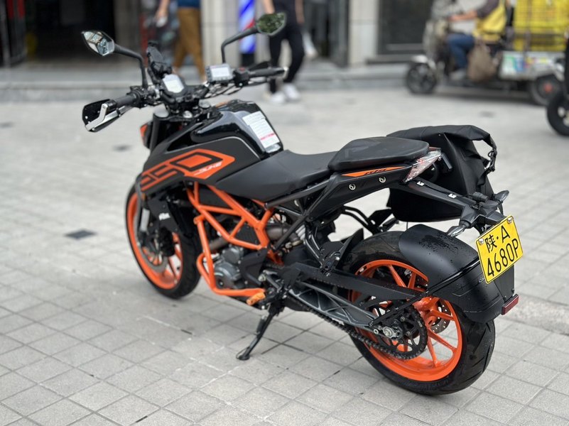 二手KTMR2R250 Duke