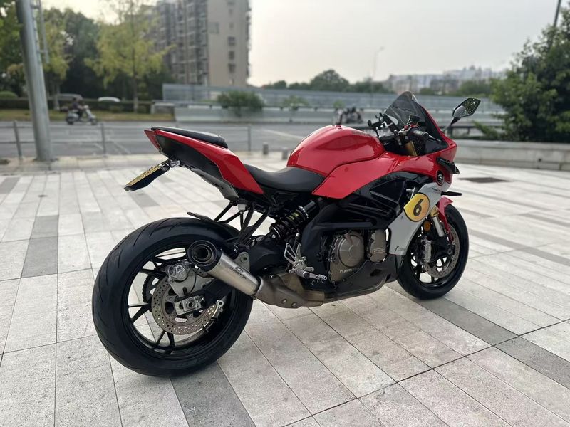 二手QJMOTOR赛600