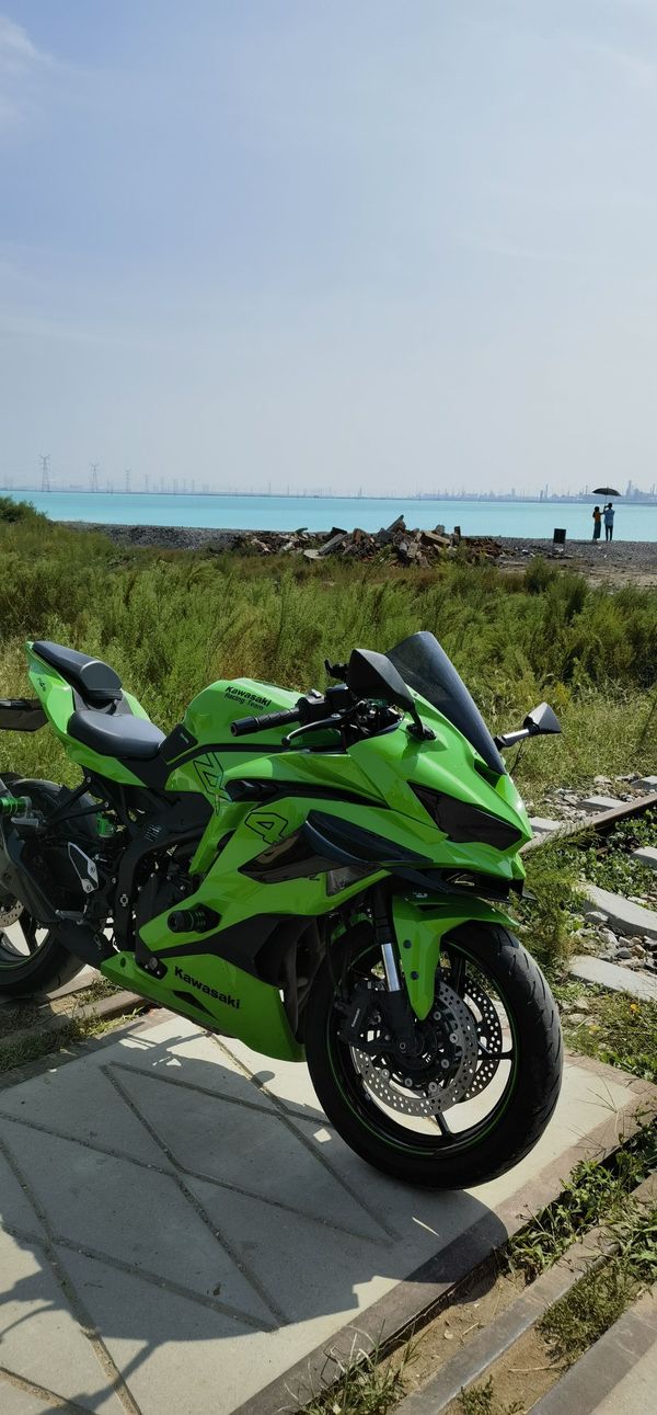 二手川崎ZX-4R