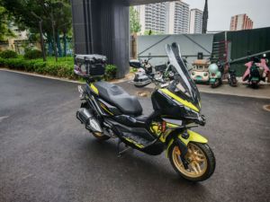 二手三阳哈士奇 Husky ADV300
