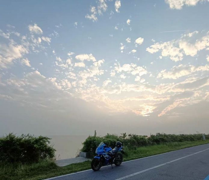 二手济南铃木极客飒 Gixxer 155
