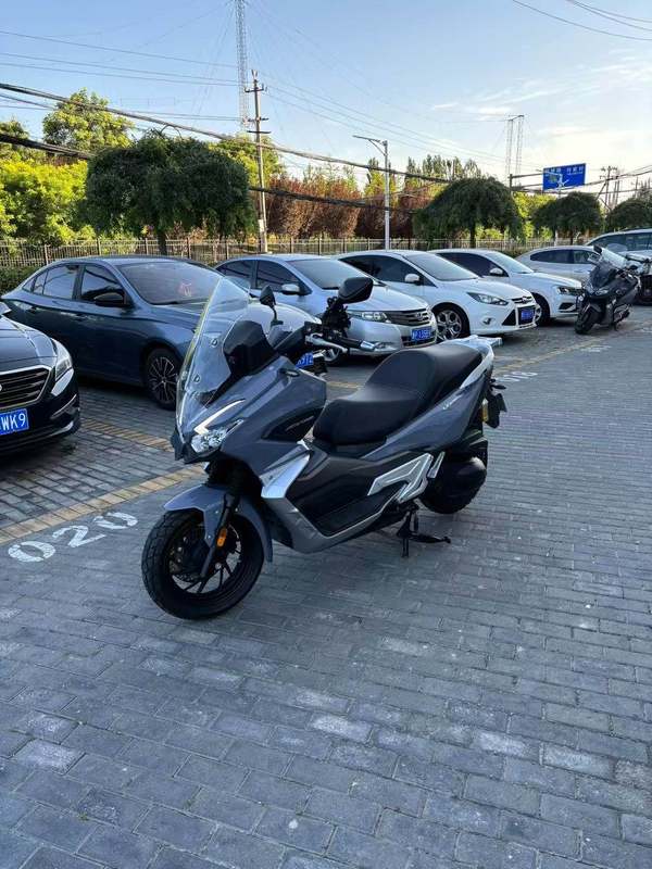 二手大阳V锐 ADV350