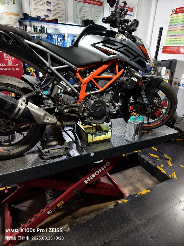 二手KTMR2R250 Duke