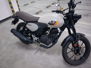 二手建设雅马哈GT150 Fazer