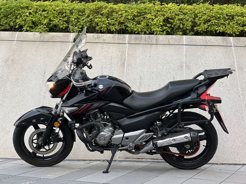 二手豪爵铃木骊驰 GW250