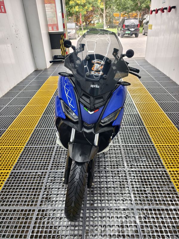 二手阿普利亚SR GT 200