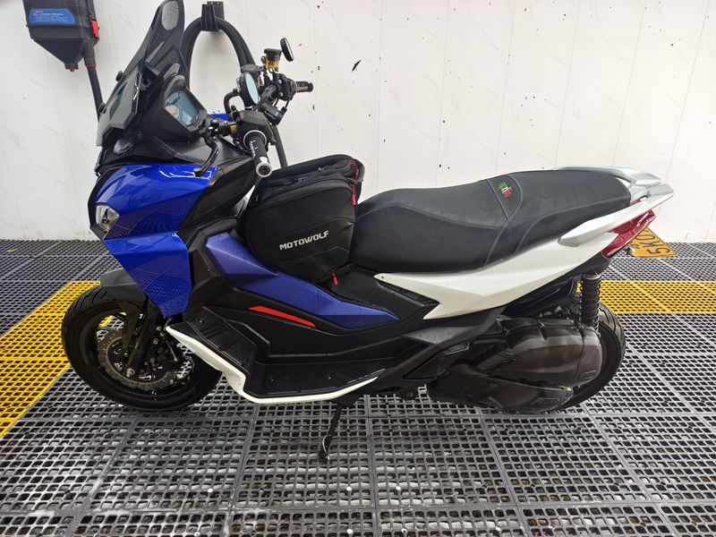 二手阿普利亚SR GT 200